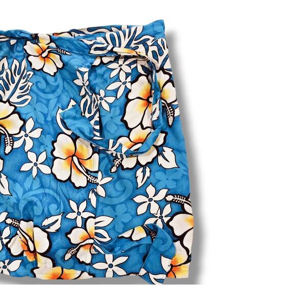 Tiki Palm Women’s Hawaiian Floral Wrap Skirt – Blue Tropical Cover-Up, Large - Picture 2 of 6